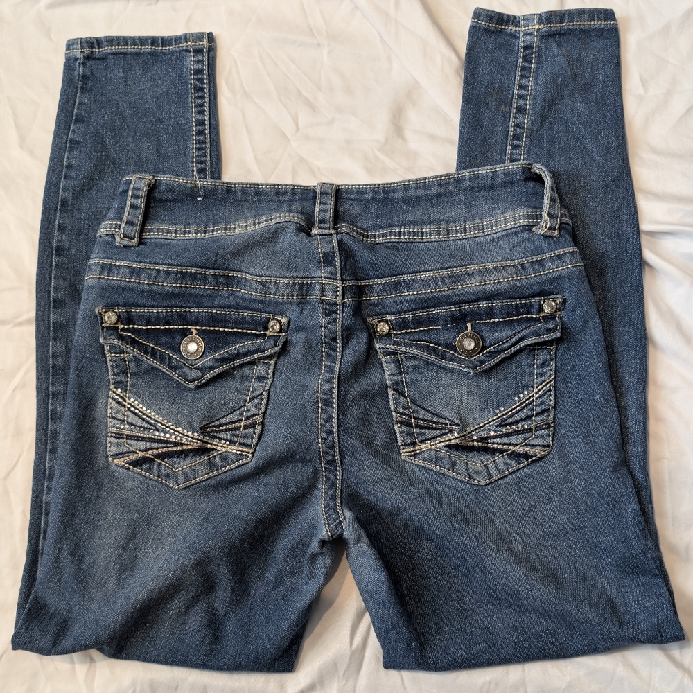 Gemma Rae Size 9 Skinny Jeans